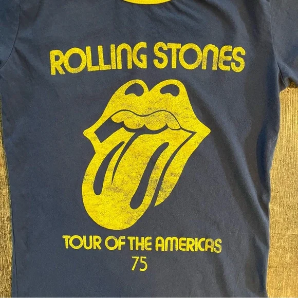 anthropologie / letluv rolling stones ringer graphic baby tee navy blue & yellow - Picture 6 of 8
